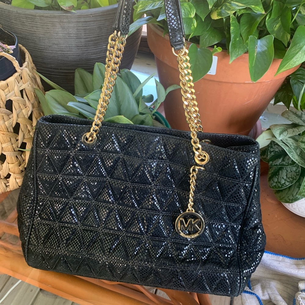 Michael kors purse